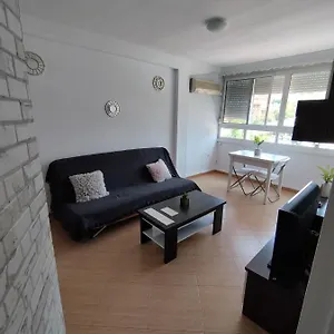  Apartamento Piso Amplio Y Comodo.
